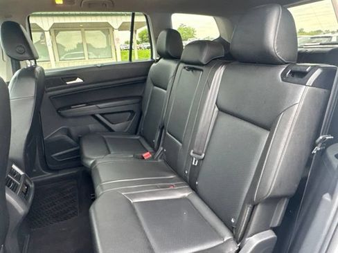 Used 2020 Volkswagen Atlas SEL AWD/4WD image 32