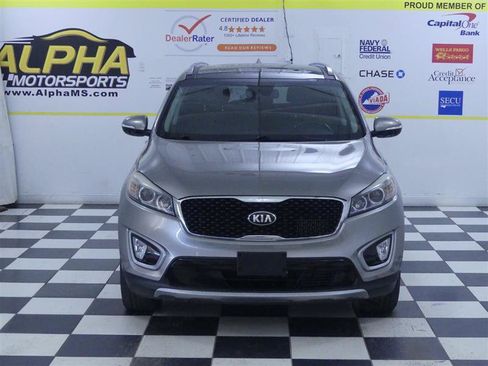 Used 2018 Kia Sorento EX w/ EX Advanced Touring Package AWD/4WD image 2