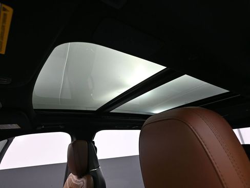 Used 2024 Lincoln Navigator L Reserve w/ Equipment Group 201A image 25