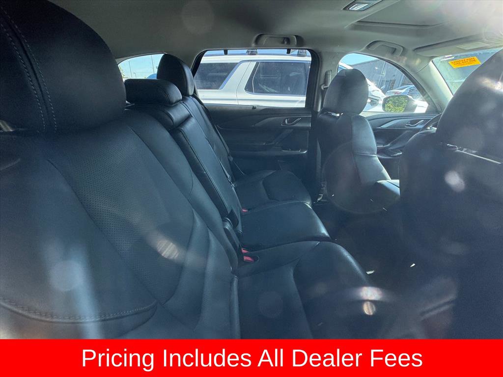 Used 2018 MAZDA CX-9 Touring w/ Touring Premium Package FWD image 3