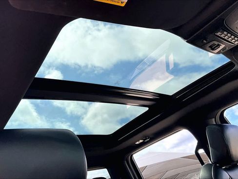 Used 2020 Ford F150 Raptor w/ Equipment Group 802A Luxury image 14