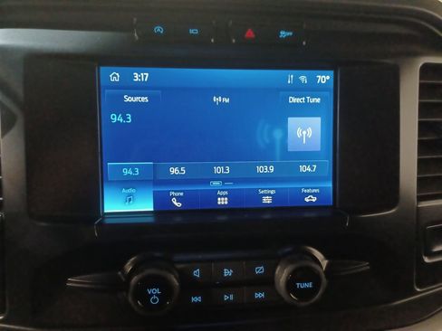 Used 2023 Ford F150 XLT image 12