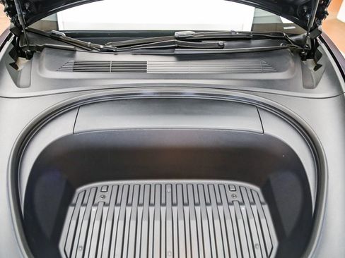 Used 2024 Tesla Model 3 Performance AWD/4WD image 28