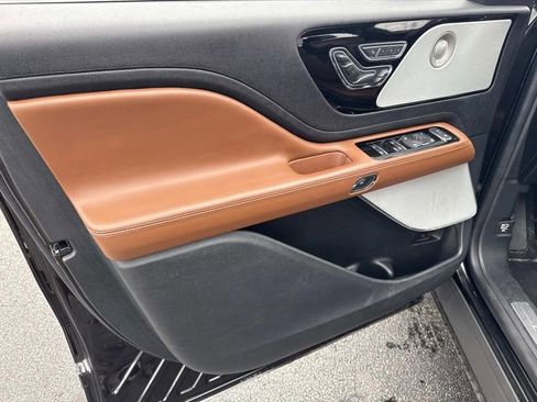 Used 2023 Lincoln Aviator Reserve w/ Equipment Group 201A image 21