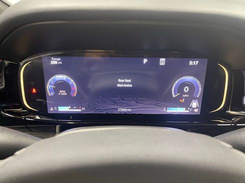 Used 2023 Jeep Wagoneer Series III w/ Premium Group I image 32