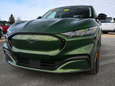 Used 2025 Ford Mustang Mach-E Premium image 11