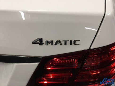 Used 2015 Mercedes-Benz E 350 4MATIC Sedan w/ Premium 1 Package image 16