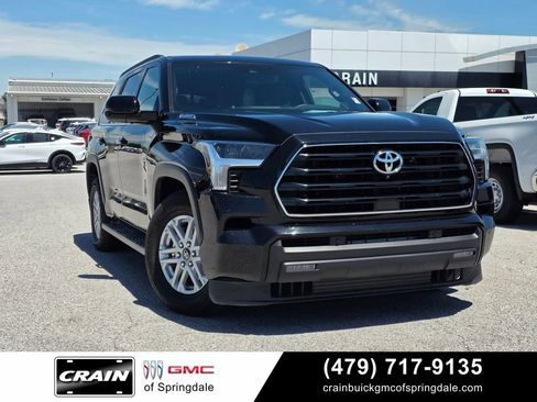 Used 2025 Toyota Sequoia SR5 AWD/4WD image 1