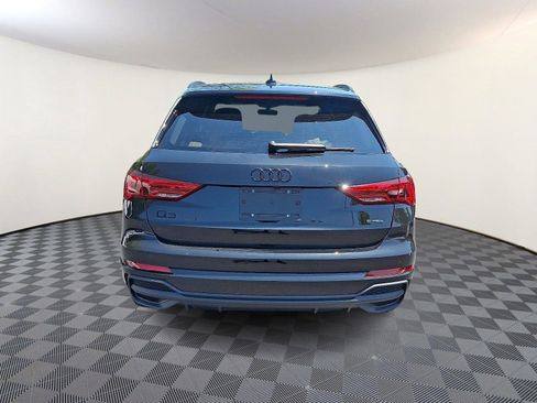 Used 2025 Audi Q3 2.0T Premium w/ Convenience Package image 5