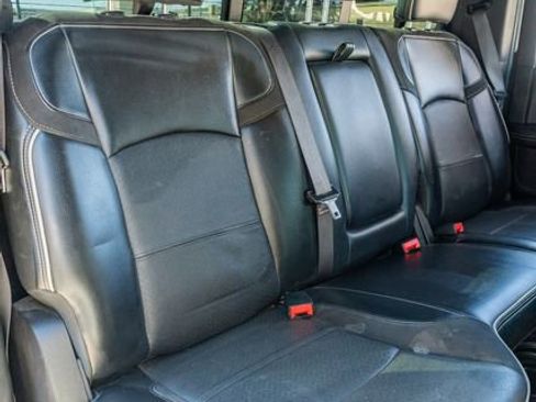 Used 2019 RAM 3500 Laramie image 40