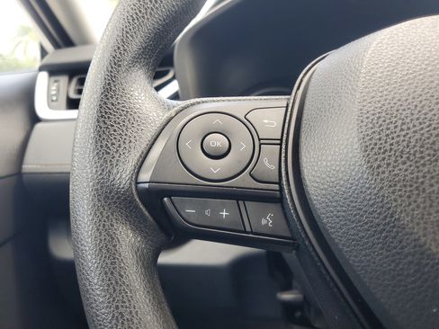 Used 2023 Toyota RAV4 LE image 21