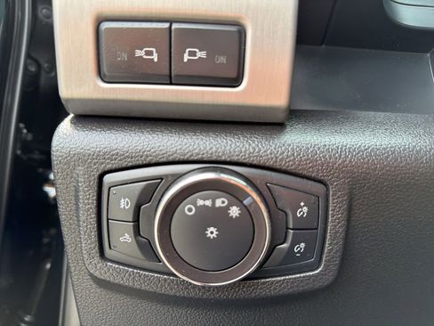 Used 2018 Ford F250 Platinum w/ Platinum Ultimate Package AWD/4WD image 61