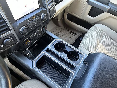 Used 2020 Ford F150 XLT w/ Equipment Group 302A Luxury AWD/4WD image 17