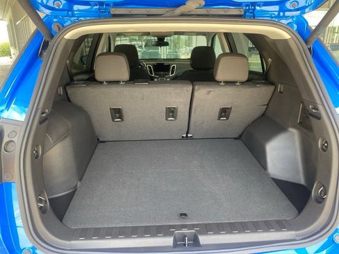Used 2024 Chevrolet Equinox LT FWD image 42