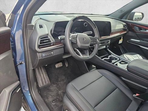 New 2026 Chevrolet Traverse Z71 w/ Enhanced Driving Package AWD/4WD image 12