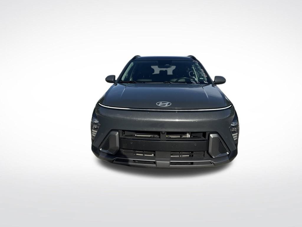 Used 2024 Hyundai Kona Limited FWD image 3