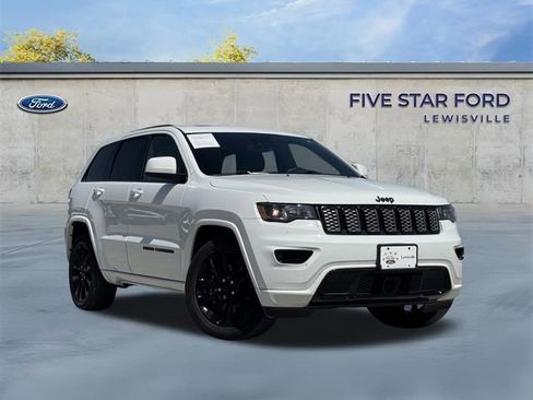 Used 2021 Jeep Grand Cherokee Laredo X RWD image 1