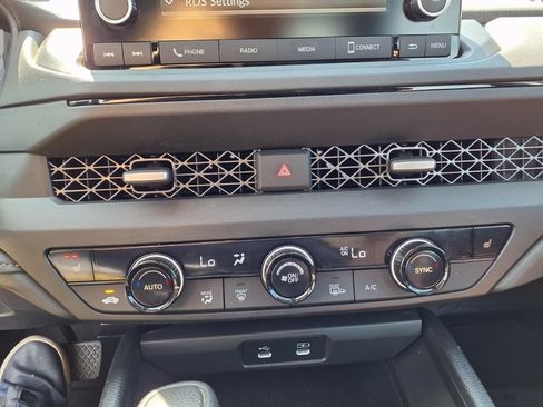 Used 2024 Honda Accord EX image 9