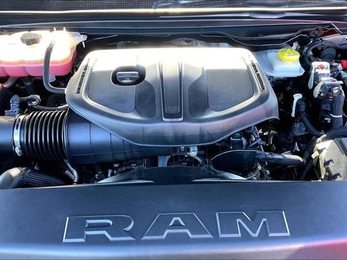 Used 2025 RAM 1500 Big Horn AWD/4WD image 9