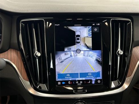 Certified 2024 Volvo S60 B5 Plus image 16