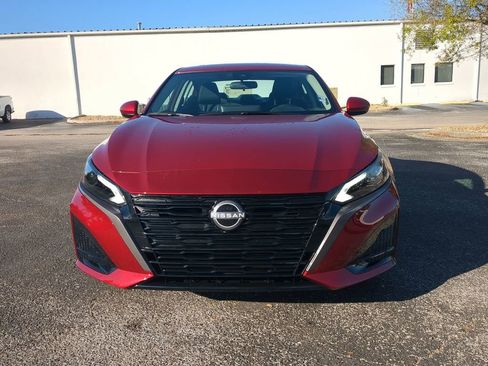New 2026 Nissan Altima 2.5 SV w/ SV Special Edition Package FWD image 9