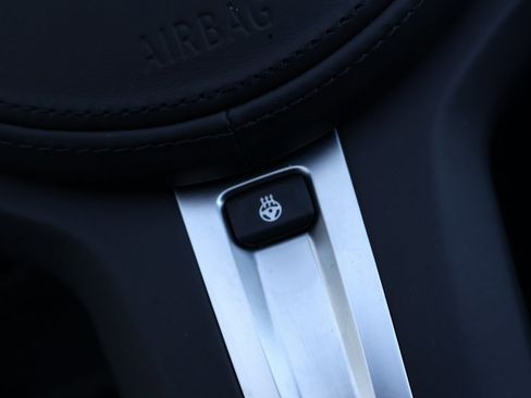 Used 2022 BMW 440i xDrive Convertible image 40