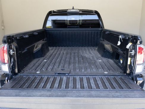 Used 2023 Toyota Tacoma TRD Sport image 14