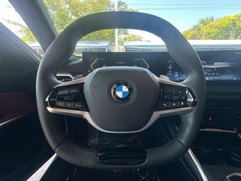 Used 2025 BMW 330i Sedan RWD image 15