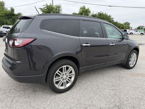 Used 2015 Chevrolet Traverse LT w/ Style and Technology Package FWD image 7