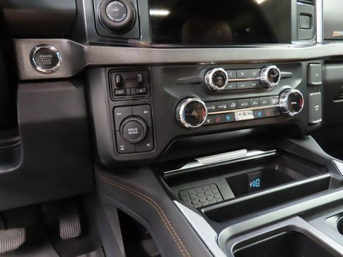 Used 2024 Ford F250 Platinum image 69