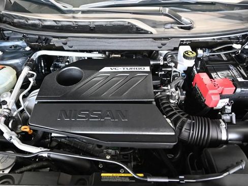 Used 2023 Nissan Rogue S AWD/4WD image 31