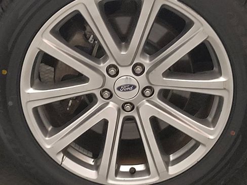 Used 2017 Ford Explorer Limited FWD image 31