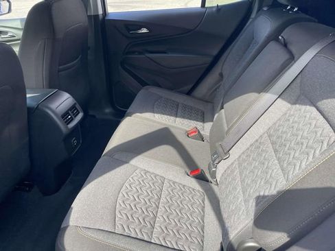 Used 2024 Chevrolet Equinox LT image 17