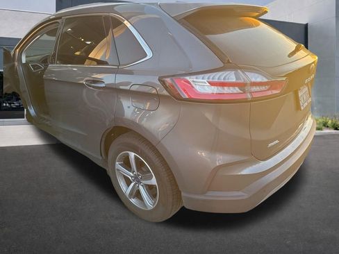 Certified 2022 Ford Edge SEL w/ Convenience Package image 7