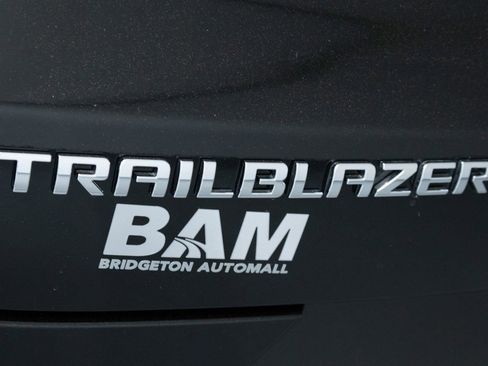 Certified 2026 Chevrolet TrailBlazer LT w/ LT Cold Weather Package FWD image 31