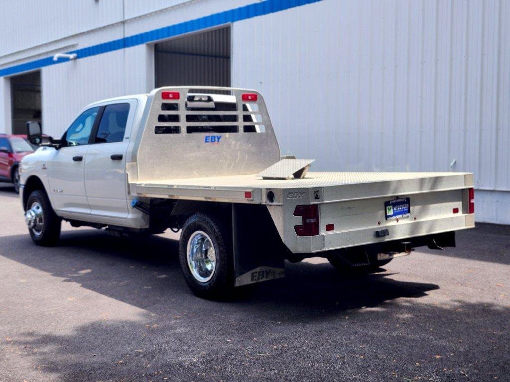 Used 2022 RAM 3500 SLT w/ Quick Order Package 2YG SLT AWD/4WD image 3
