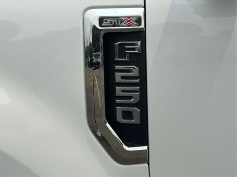 Used 2022 Ford F250 XL w/ STX Appearance Package AWD/4WD image 28