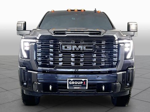 Certified 2024 GMC Sierra 2500 Denali Ultimate AWD/4WD image 4