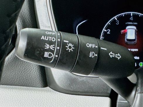 Used 2024 Honda Pilot Touring image 15