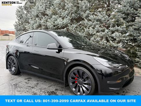 Used 2024 Tesla Model Y Performance image 12