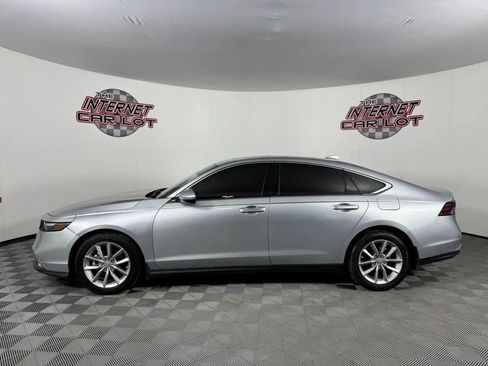 Used 2024 Honda Accord EX image 4