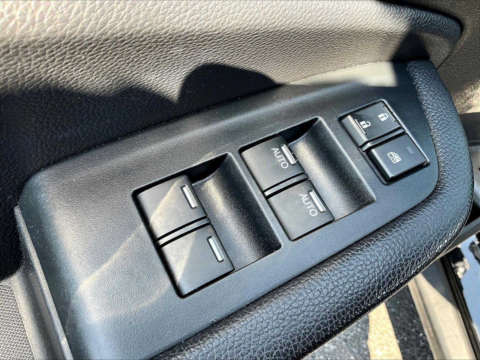 Used 2022 Honda Pilot Elite image 37