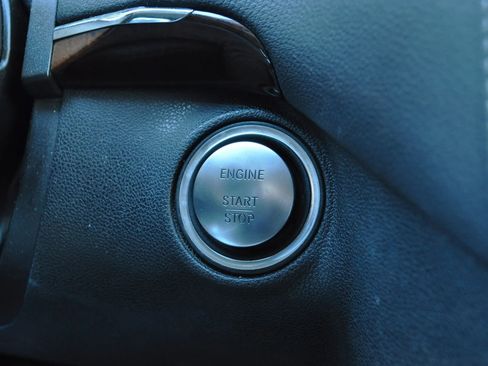 Used 2010 Mercedes-Benz GL 450 4MATIC image 29