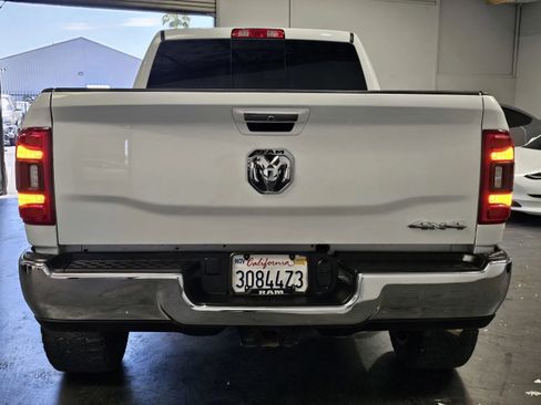 Used 2022 RAM 2500 Laramie AWD/4WD image 3