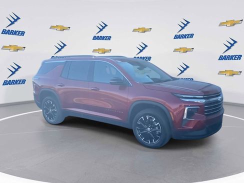 New 2026 Chevrolet Traverse LT w/ Sun and Wheel Package image 2