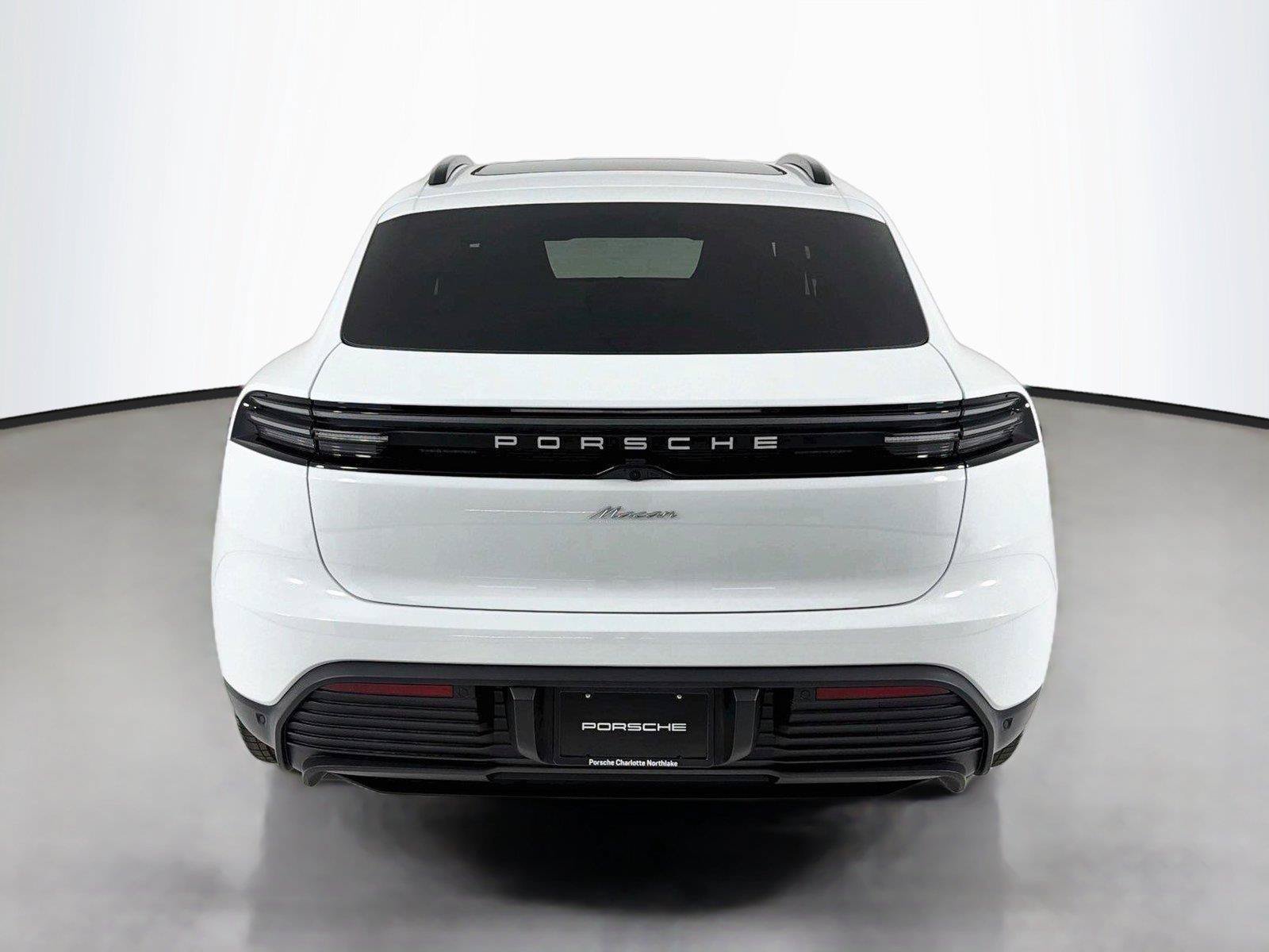 Certified 2026 Porsche Macan Electric RWD image 24
