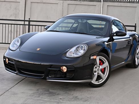 Used 2006 Porsche Cayman S RWD image 3
