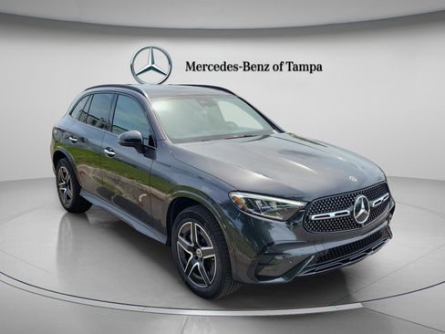 Used 2026 Mercedes-Benz GLC 300 4MATIC image 4