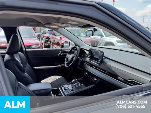 Used 2024 Mitsubishi Outlander SE FWD image 11