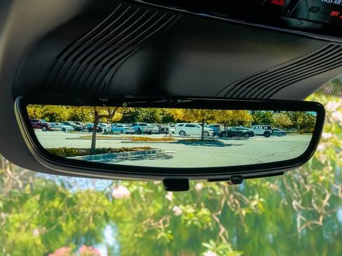 Used 2026 Cadillac Vistiq Luxury image 43